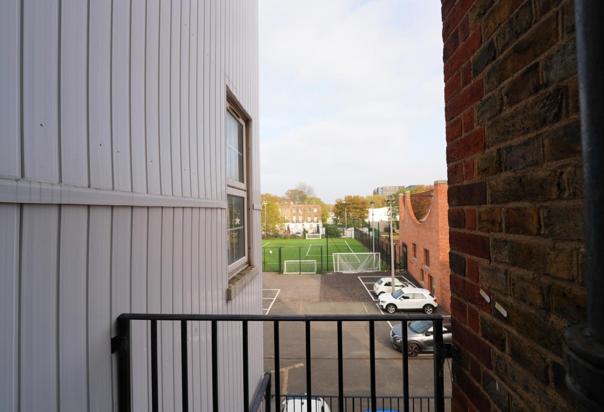 شقة The Chic Townhouse In Kings Cross!!! 3 Floors لندن المظهر الخارجي الصورة