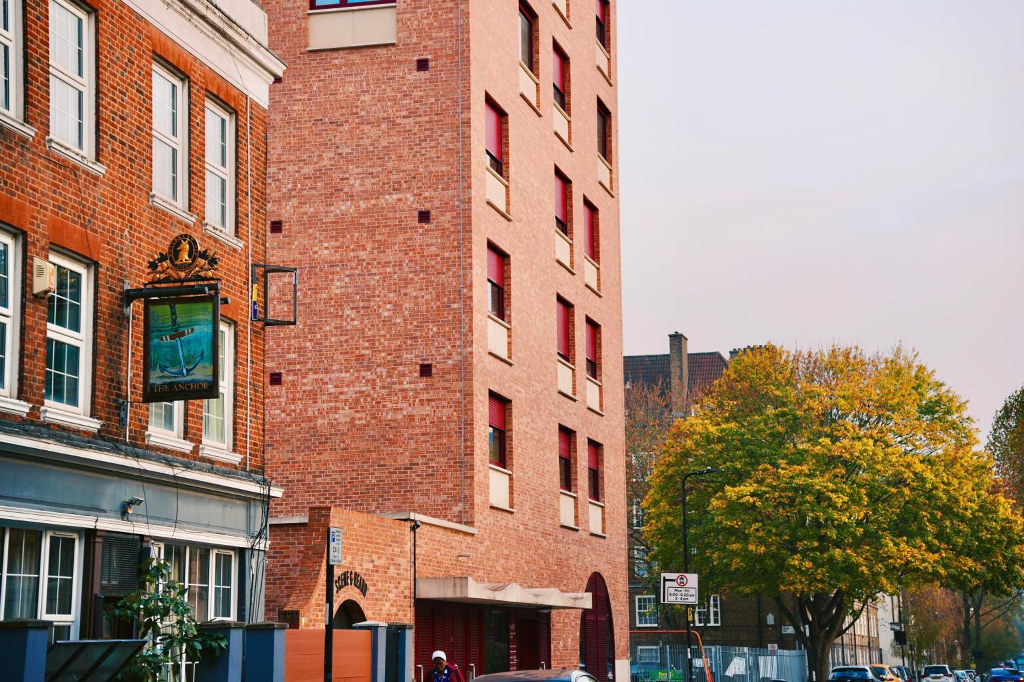 شقة The Chic Townhouse In Kings Cross!!! 3 Floors لندن المظهر الخارجي الصورة