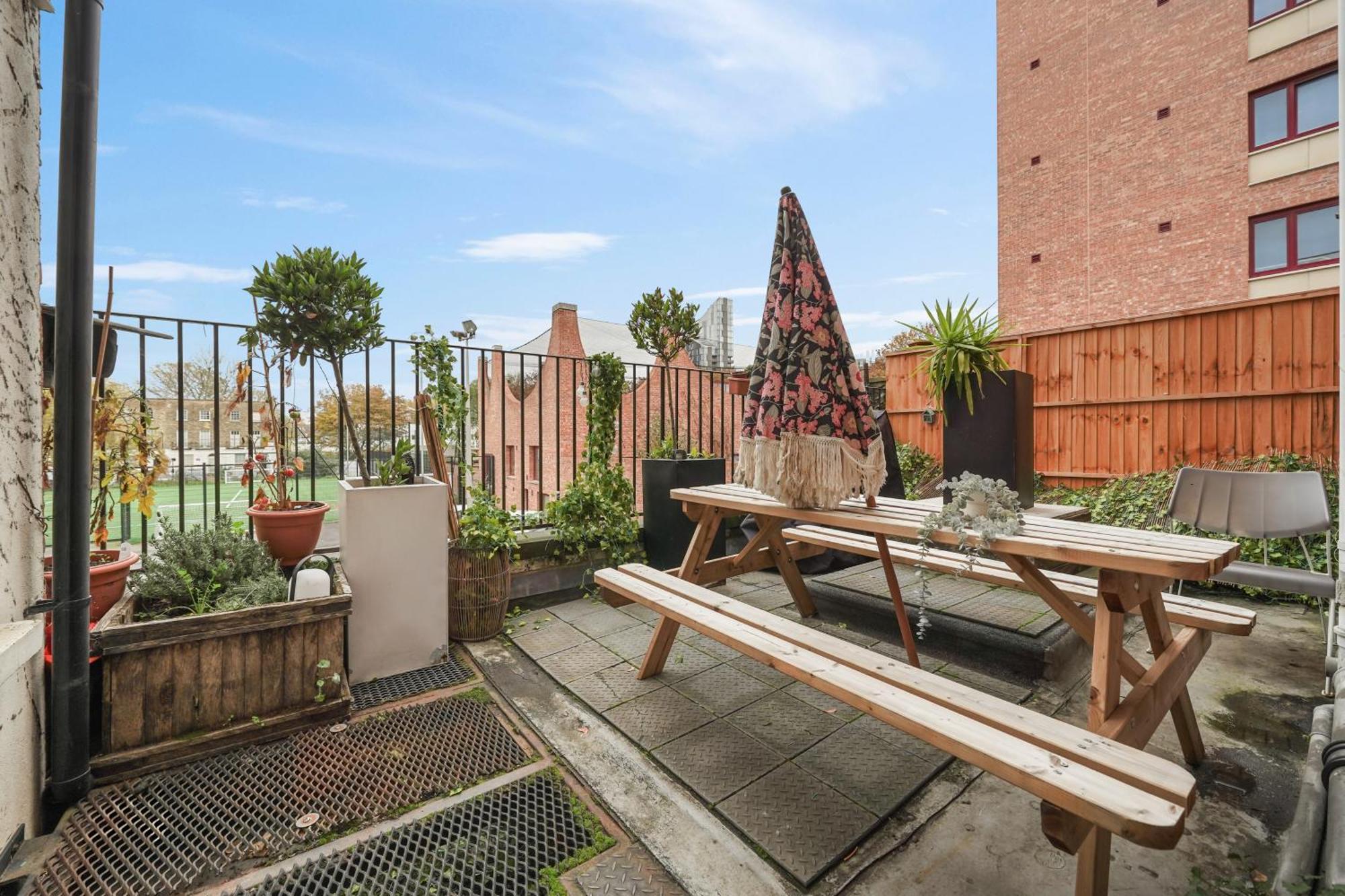 شقة The Chic Townhouse In Kings Cross!!! 3 Floors لندن المظهر الخارجي الصورة
