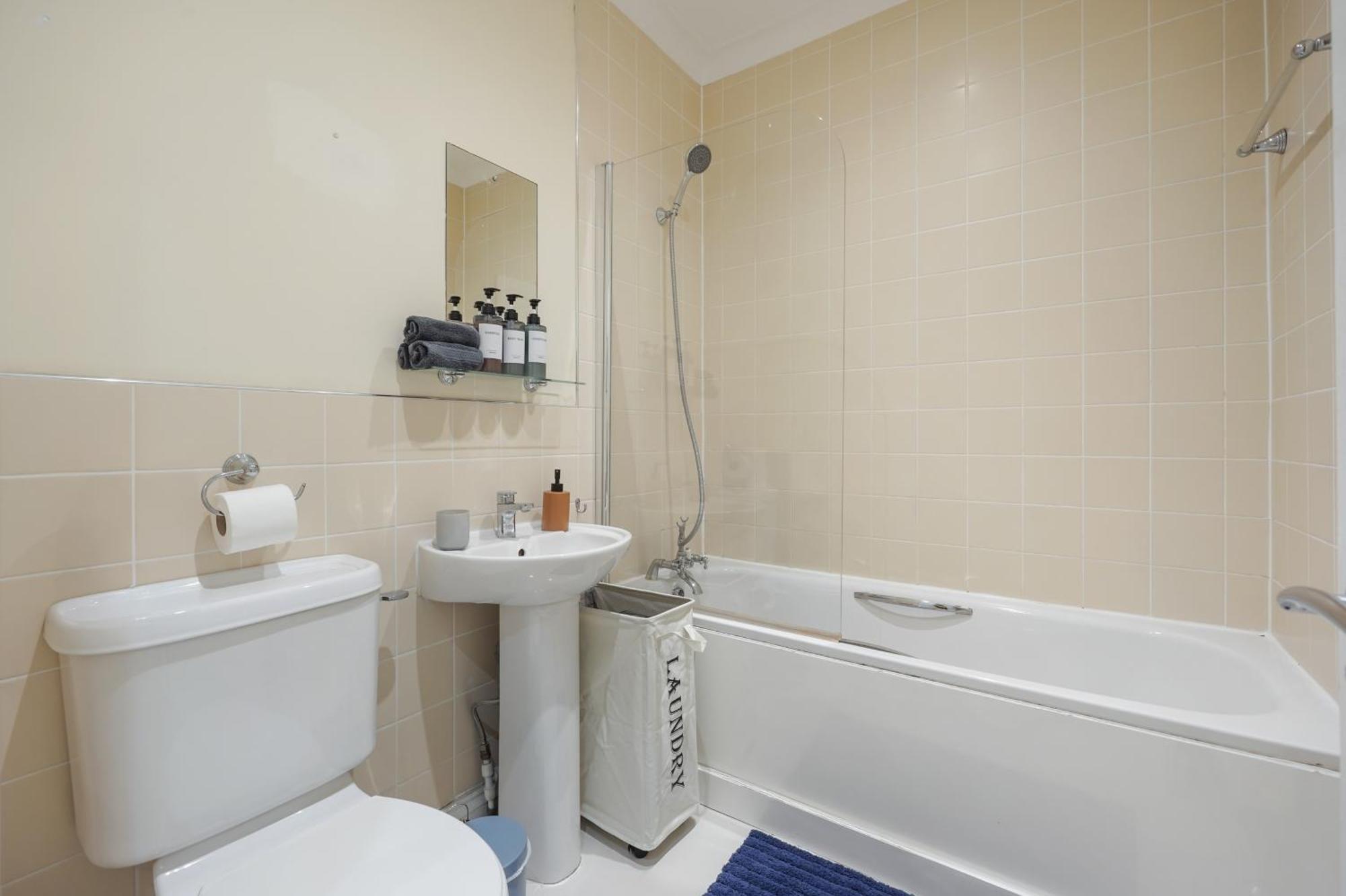 شقة The Chic Townhouse In Kings Cross!!! 3 Floors لندن المظهر الخارجي الصورة