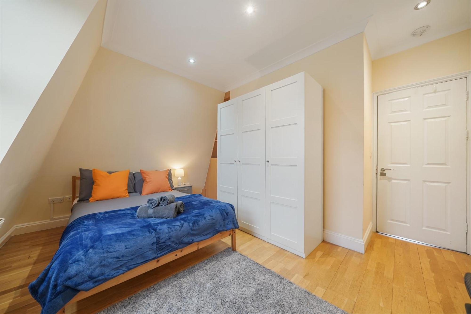شقة The Chic Townhouse In Kings Cross!!! 3 Floors لندن المظهر الخارجي الصورة